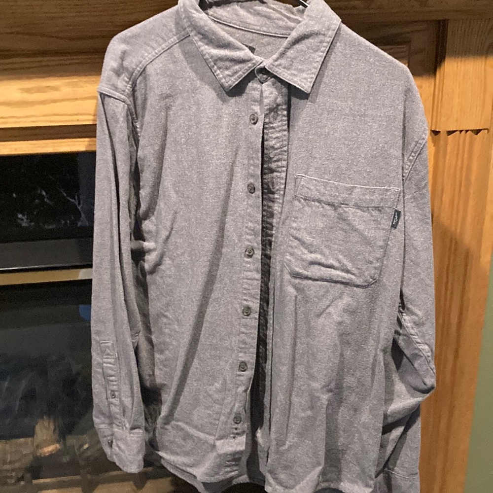 Mens long sleeve button up shirt